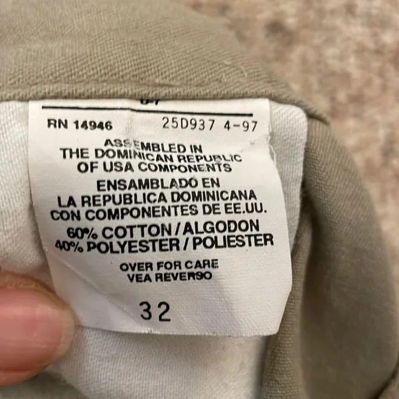 Flyers khaki elastic waist flat front shorts - Picture 4 of 4